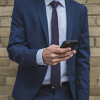 サラリーマンのYシャツクリーニングは宅配がオススメ！